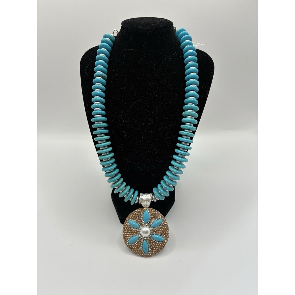 Gardenia Handmade Artisan jewelry reconstituted turquoise necklace Pendant NWT